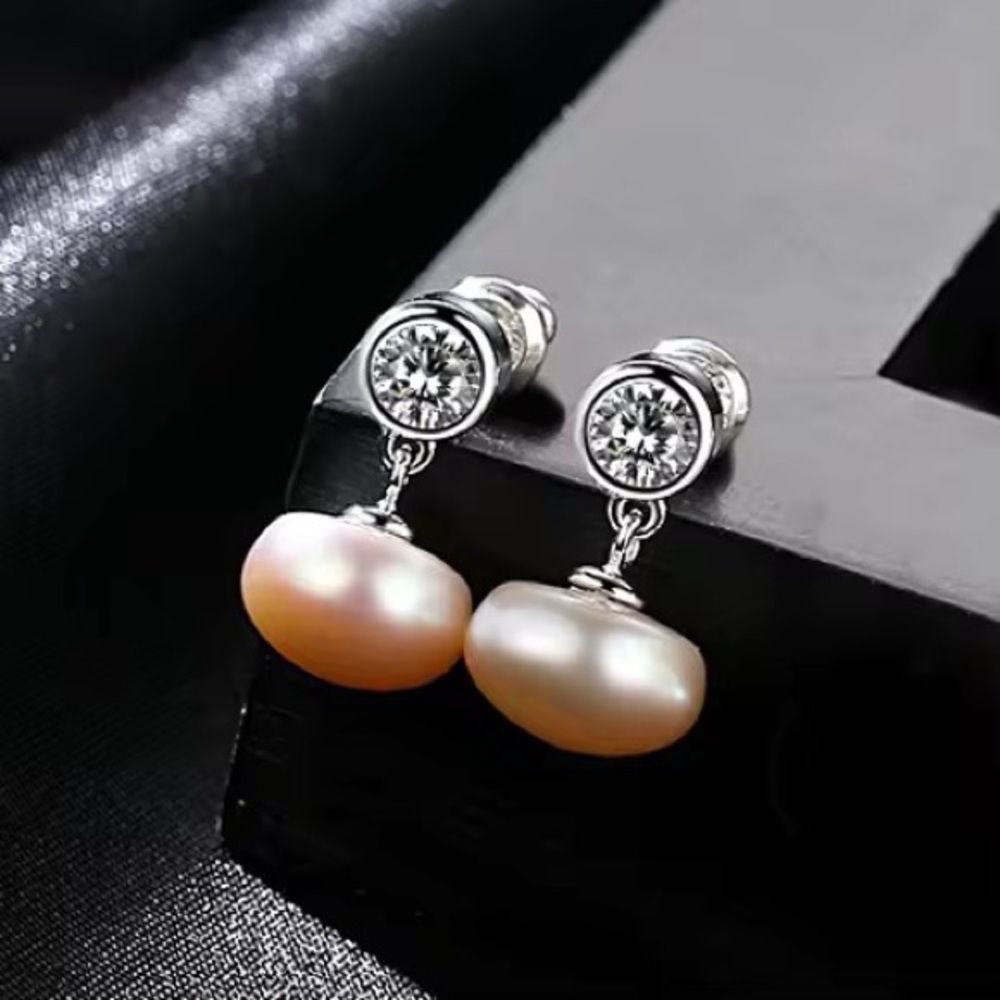 •Top-Quality Real Pearl & CZ 925 Sterling Silver Stud Earrings Timeless Elegance